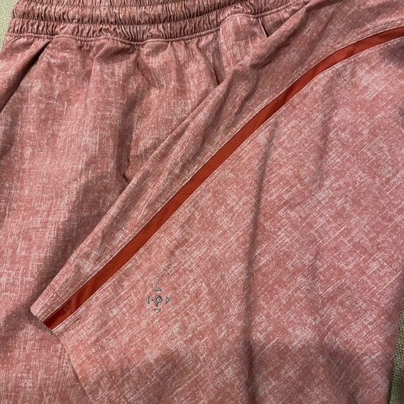 Lululemon athletica Red Athletic Shorts Size L - Picture 6 of 10